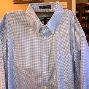 Nordstrom Traditional fit shirt size 18 with a 34 sleeve, perfect condition